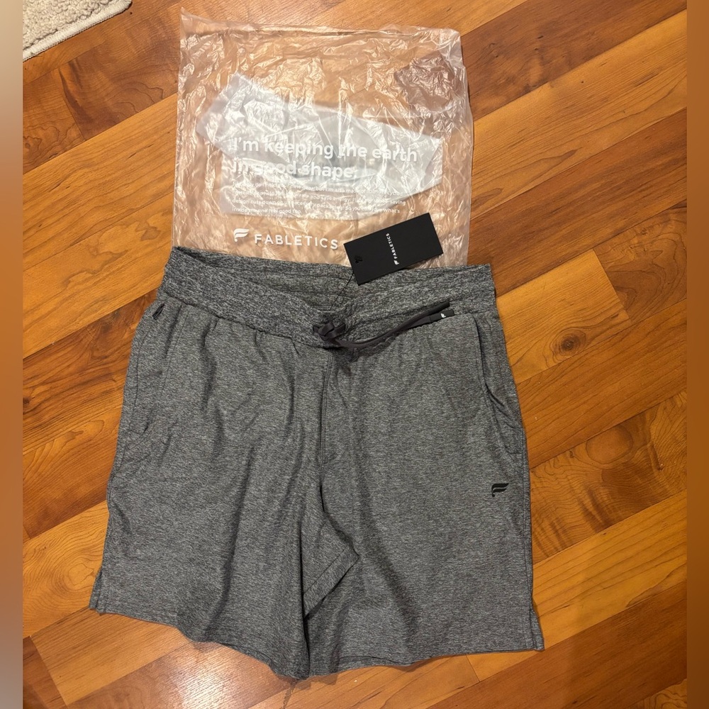 NWT Fabletics The Cloud Jersey Shorts Onyx Heather Men's Size M